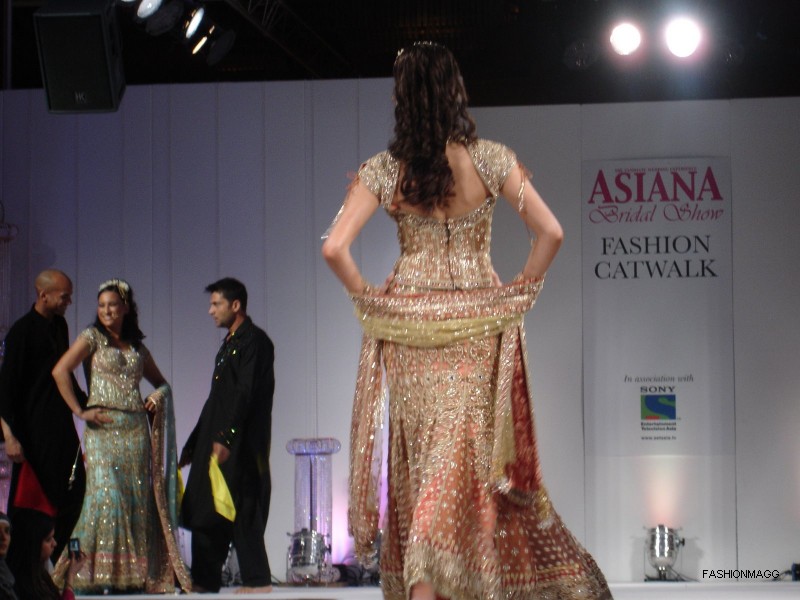 indian-brides-bridal-wedding-dress-pakistani-brides-bridal-wedding-dress-4