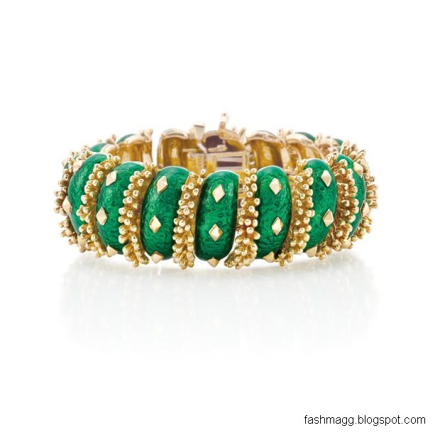 gold-bracelets-bangles-design-pics-gold-diamond-bangles-design-pictures-gold-bridal-valima-indian-pakistani-bangles-4
