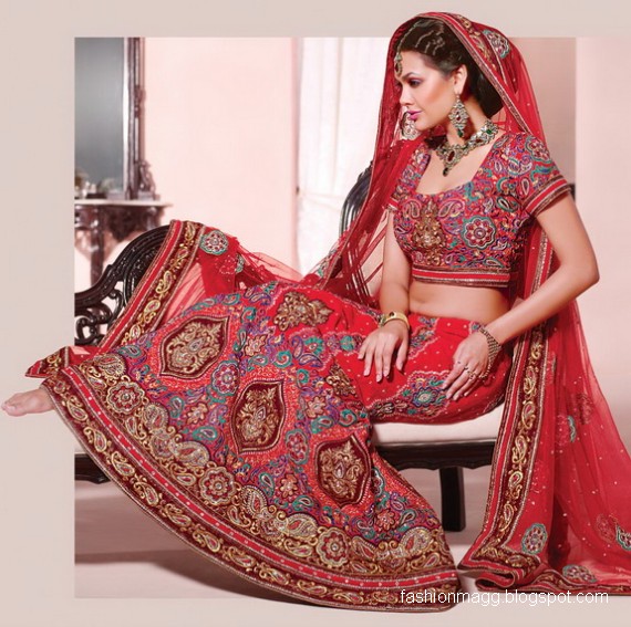 Indian-Pakistani-Beautiful-Bridal-wedding-Dress-Collection-2012-2013-Bridal-Saree-Lehanga-5