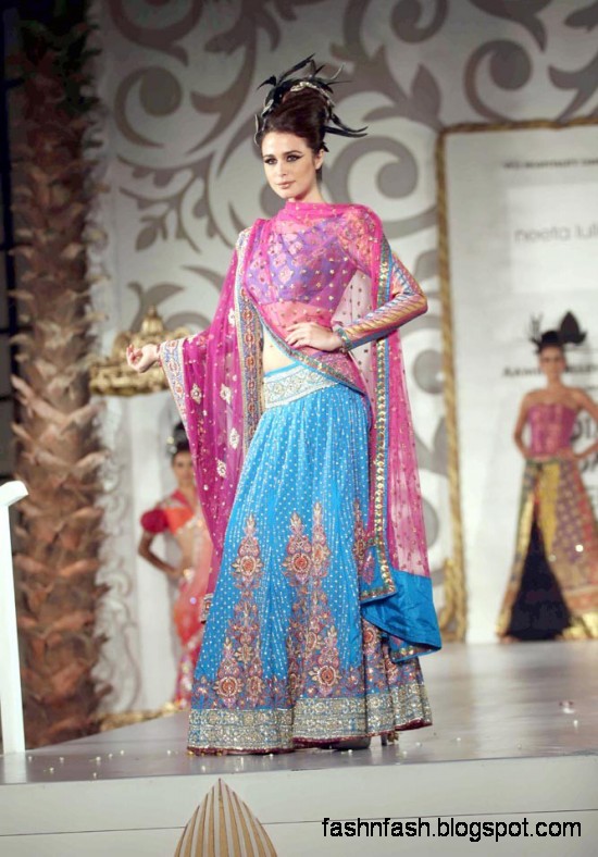 Indian-Pakistani-Bridal-Wedding-Dress-Bridal-Couture-fashion-Show-on-Ramp-4