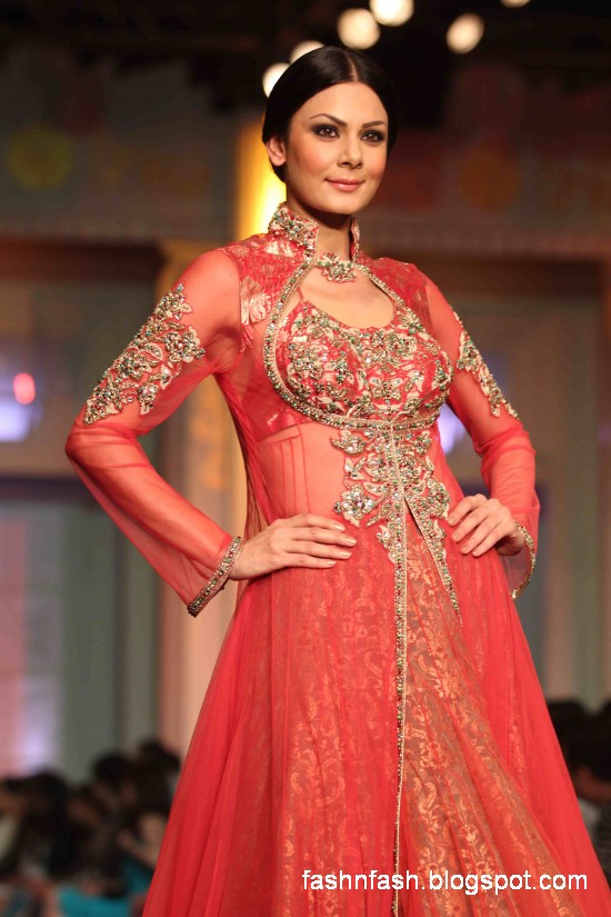 Indian-Pakistani-Bridal-Wedding-Dresses-2012-13-Bridal-Saree-Lehenga-Gharara-Dress-12