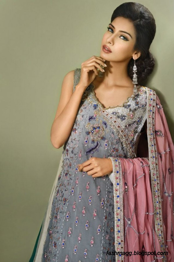 Indian-Pakistani-Elegant-Bridal-Wear-Dress-Collection-2013-by-Amna-Ajmal-2