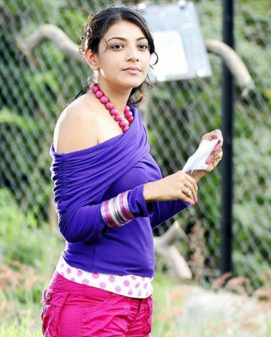 Kajal-Aggarwal-South-Indian-Girl-Famous-Actress-Wallpaper-6