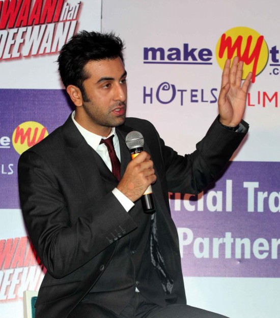 Ranbir-Kapoor-Launch-Official-Travel-Partner-For-YJHD-Photos-Images-2