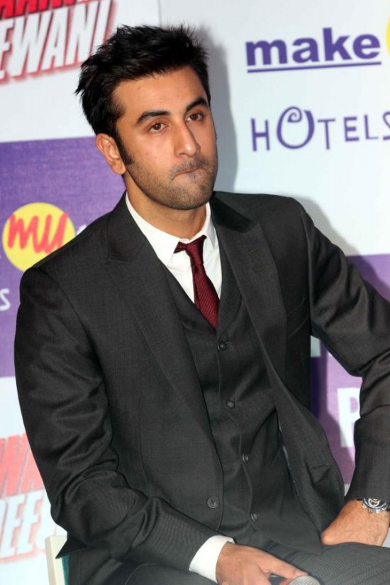 Ranbir-Kapoor-Launch-Official-Travel-Partner-For-YJHD-Photos-Images-7