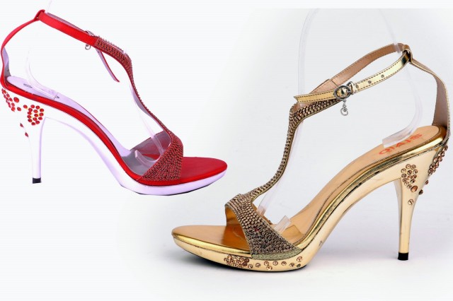 Ladies-Women-Girls-Wear-Beautiful-Eid-Footwear-Collection-2013-By-Stylo-Shoes-9