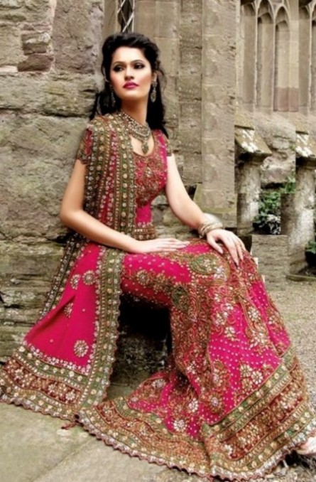 Beautiful-Indian-Pakistani-Girls-Bridal-Walima-Dresses-Trend-2013-2014-17