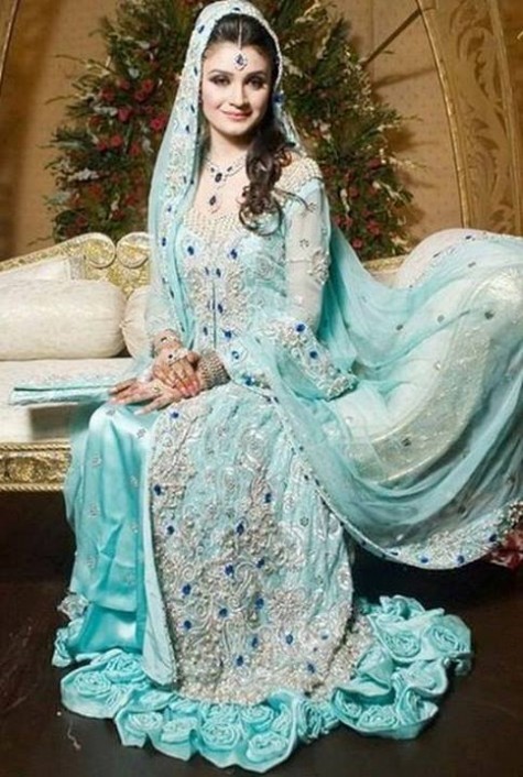 Beautiful-Indian-Pakistani-Girls-Bridal-Walima-Dresses-Trend-2013-2014-9