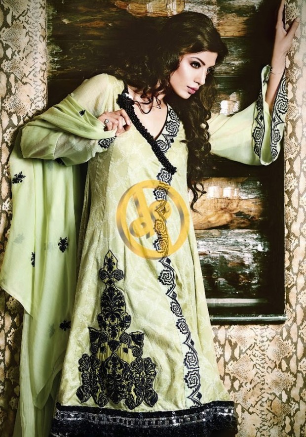 Dawood-Textile-Girls-Women-Printed-Lawn-Prints-Fashion-Suits-Kuki-Concepts-Fall-Winter-Collection 2013-14-10