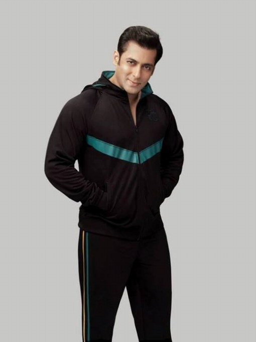 Salman-Khan-Photoshoot-For-Splash-Fashionable-Winter-Clothes-Collection-Mens-Wear-Suits-10