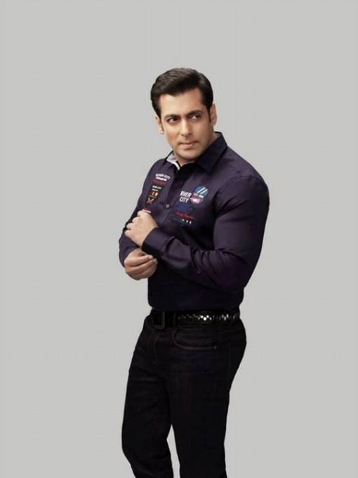 Salman-Khan-Photoshoot-For-Splash-Fashionable-Winter-Clothes-Collection-Mens-Wear-Suits-4
