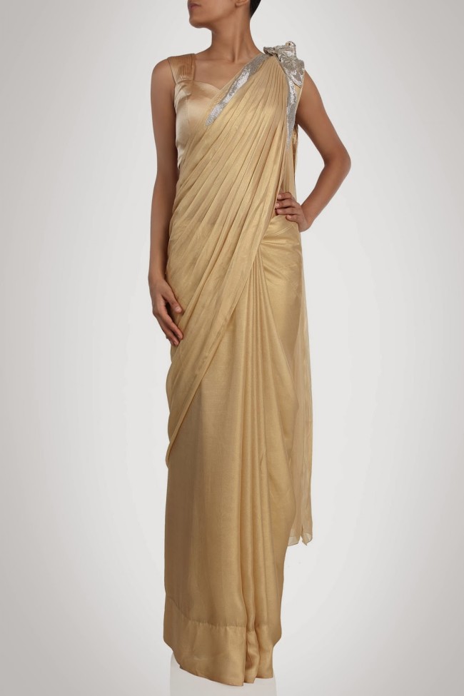 Amazing-Style-Designer-Wedding-Anarkali-Churidar-Frock-And-Sarees-Dress-by-Gaurav-Gupta-7