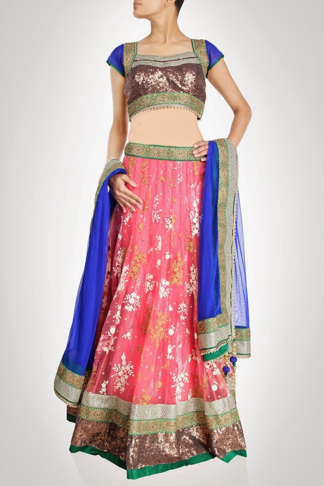 Anarkali-Bridal-Wedding-Lehenga-New-Fashion-Outfits-by-Kiran-&-Shruti-Aksh-8
