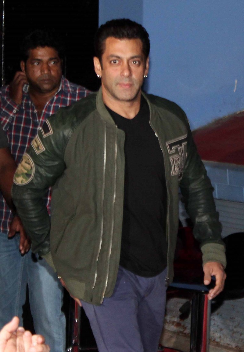 Salman-Khan-at-Jai-Ho-Movie-First-Look-Launch-Still-Image-Pictures-6