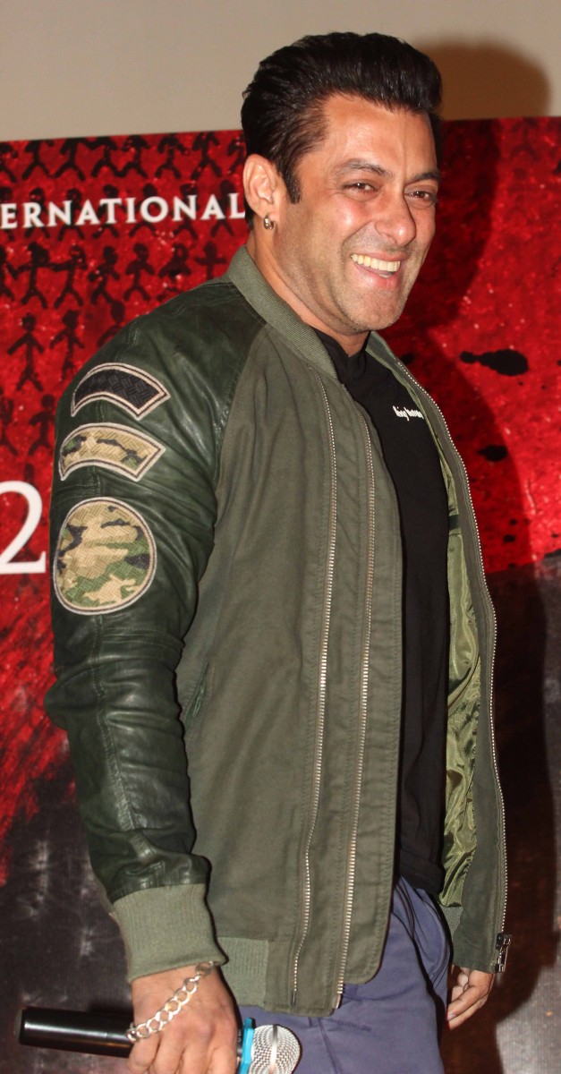 Salman-Khan-at-Jai-Ho-Movie-First-Look-Launch-Still-Image-Pictures-8