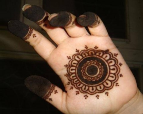 New-Stylish-Wedding-Bridal-Indian-Mehndi-Design-for-Girls-Hands-Feet-Best-Parties-9