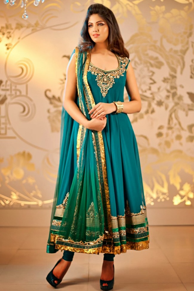 Girls-Wear-Bridal-Wedding-Party-Anarkali-Frock-New-Fashion-Outfits-by-Designer-Satya-Paul-