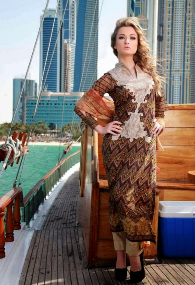 Girls-Womens-Wear-Beautiful-New-Fashion-Lawn-Suits-Feminine-Catalogue-By-Shariq-Textile-3