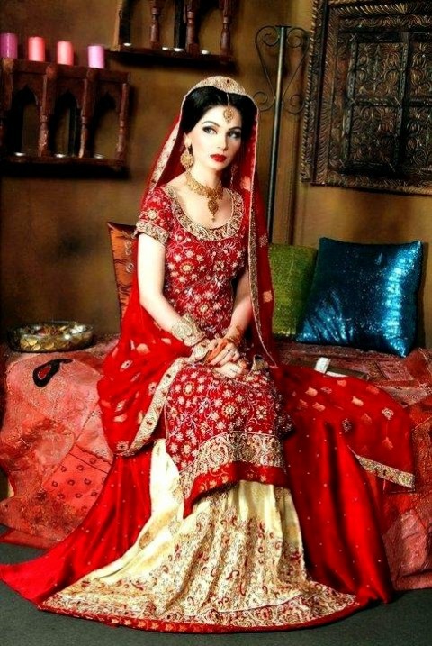 Riwaaj-Couture-Bridal-Wedding-Party-Wear-Cute-Stylish-New-Fashion-Dress-for-Girls-Women-3