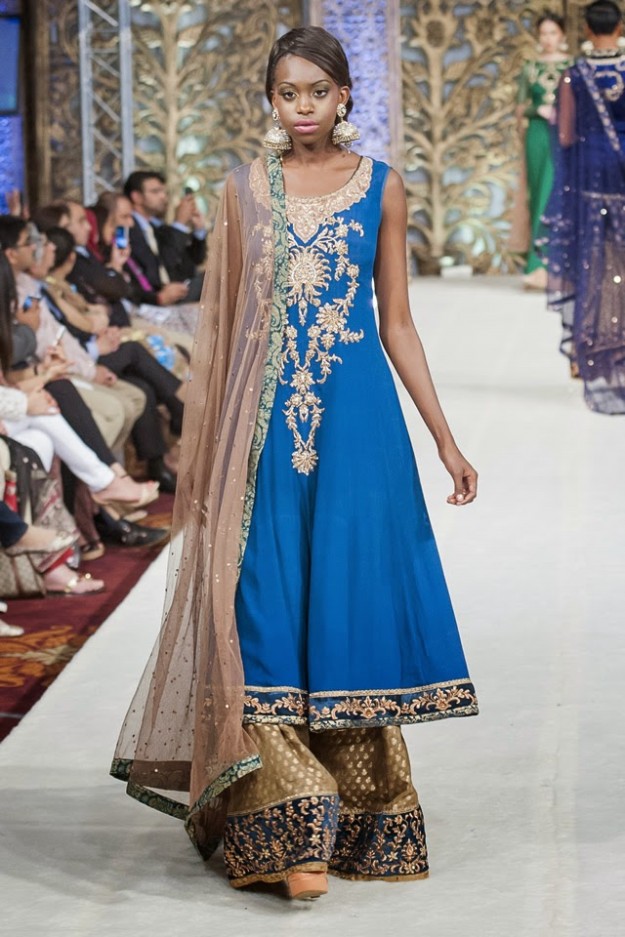 Bridal-Wedding-Asia-Dress-Fashion-Show-by-Designer-Zaheer-Abbas-2