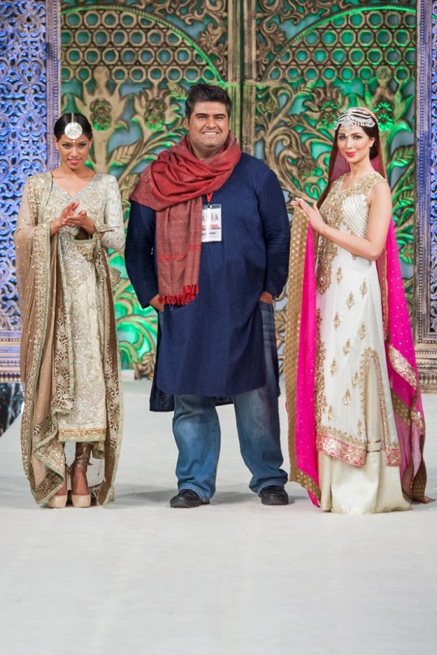 Brides-Groom-Wedding-Dress-Pak-Fashion-Show-London-by-Designer-Obaid-Sheikh-Punjaamni-11