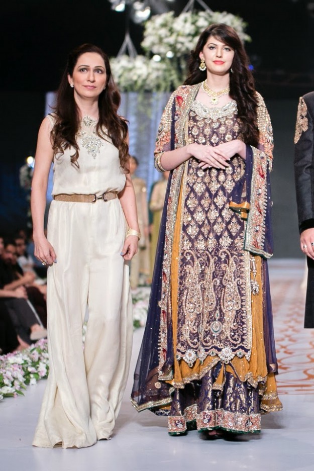 Wedding-Bridal-Suits-Collection-at-PBCW-by-Fashion-Dress-Designer-Asifa-and-Nabeel-12