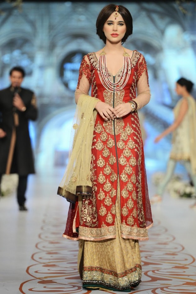 Wedding-Bridal-Suits-Collection-at-PBCW-by-Fashion-Dress-Designer-Asifa-and-Nabeel-3