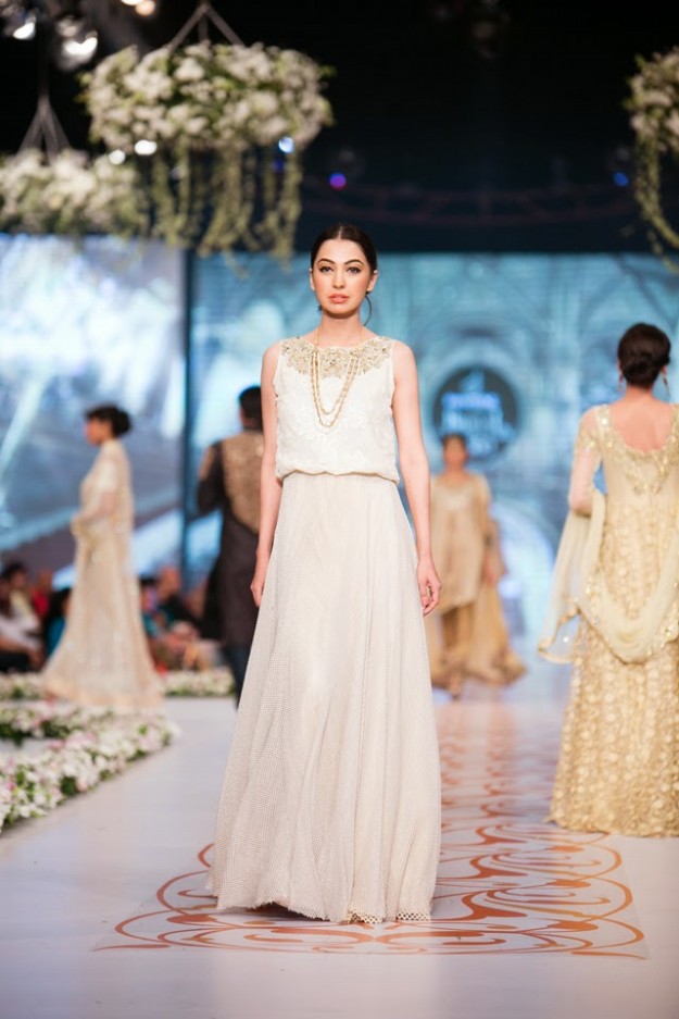 Wedding-Bridal-Suits-Collection-at-PBCW-by-Fashion-Dress-Designer-Asifa-and-Nabeel-5
