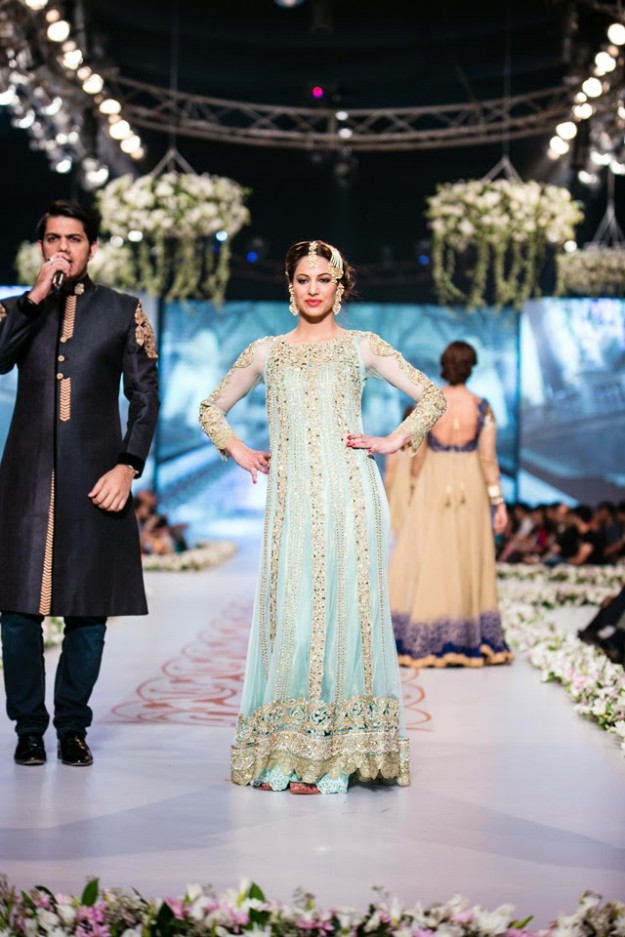 Wedding-Bridal-Suits-Collection-at-PBCW-by-Fashion-Dress-Designer-Asifa-and-Nabeel-9