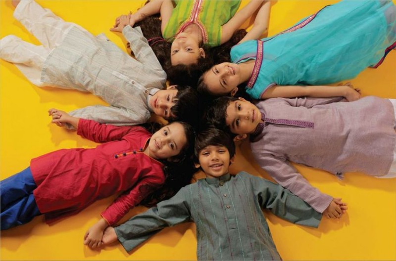 Kids-Boys-Girls-Eid-ul-Azha-New-Fashion-Wear-Suit-Dress-by-Alkaram-Studio-