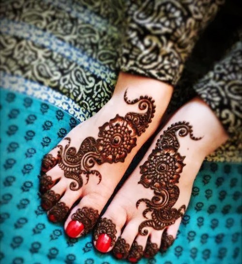 Women-Girls-New-Best-Hand-Feet-Mehndi-Designs-Chand-Raat-Eid-Ul-Azha-Day-7
