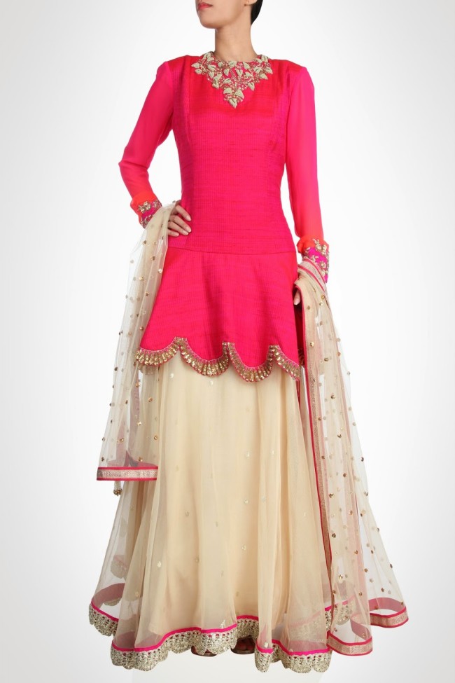 Beautiful-Girls-Wear-New-Fashion-Saree-Anarkali-Suits-Frock-by-Dress-Designer-Reeti-Arneja-and-Pooja-Shroff-1