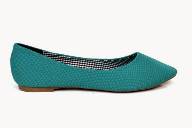 Women-Girls-New-Beautiful-Fashion-Footwear-Sandals-Chappal-by-Metro-Shoes-6