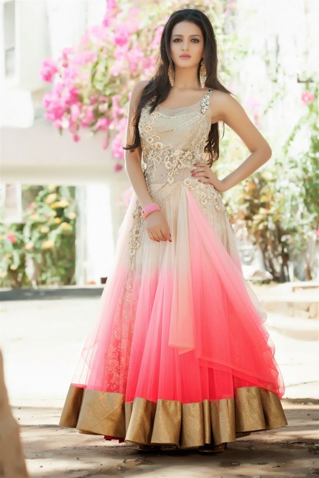 Aishwarya Designer Studio Wedding-Bridal Wear New Fashion Fancy Lehangaa-Cholli Suits-2