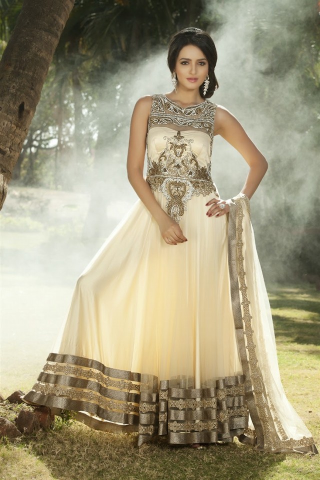 Aishwarya Designer Studio Wedding-Bridal Wear New Fashion Fancy Lehangaa-Cholli Suits-5