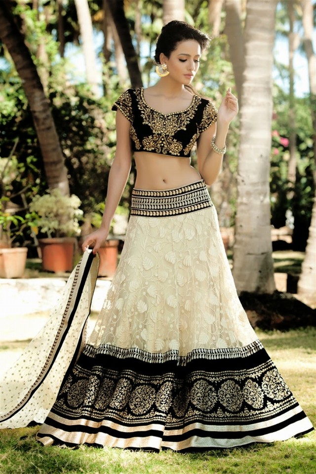 Aishwarya Designer Studio Wedding-Bridal Wear New Fashion Fancy Lehangaa-Cholli Suits-7