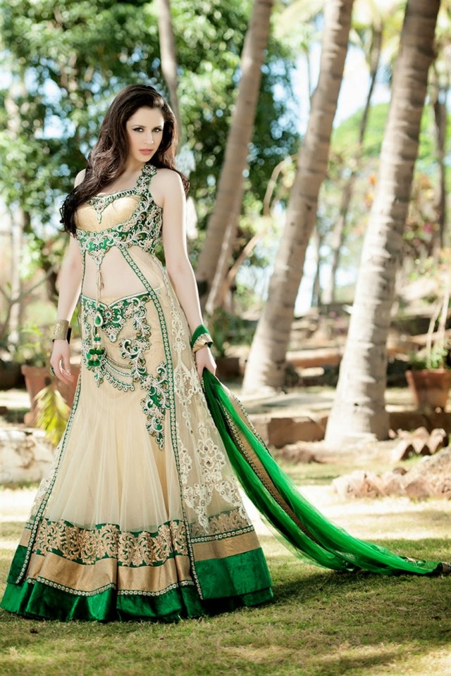 Aishwarya Designer Studio Wedding-Bridal Wear New Fashion Fancy Lehangaa-Cholli Suits-9