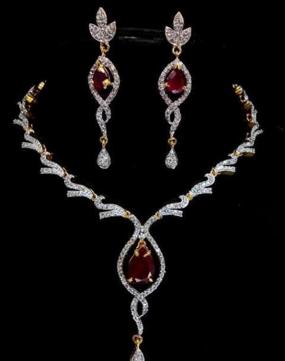 Beautiful Latest Fashion Bridal-Wedding Gold-Silver-Platinium Diamond Necklace Designs For Brides-Dulhan-4