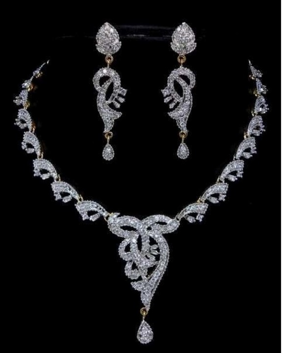 Beautiful Latest Fashion Bridal-Wedding Gold-Silver-Platinium Diamond Necklace Designs For Brides-Dulhan-7