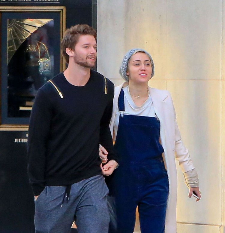Miley-Cyrus-and-Patrick-Schwarzenegger-Shopping-in-Beverly-Hills-Photos-Picture-1