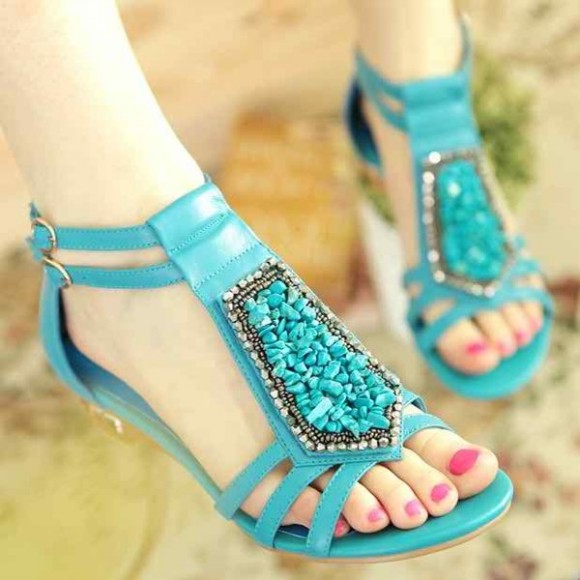Fashion & Style: New Fashion Party Wear Flat Sandals ...