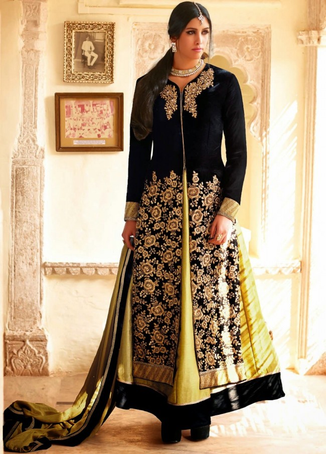 Bridal-Wedding-Wear-Embroidered-Suits-Anarkali-Gown-Lehanga-Sharara-for-Brides-Dulhan-Dress-8