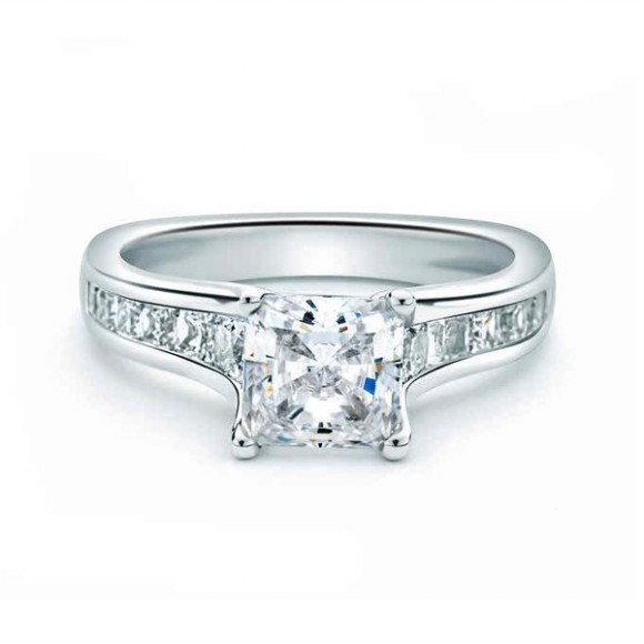 Beautiful Designed Princess Cut Engagement Rings Platinum-Diamond-Silver Ring-3