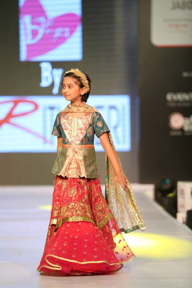 Ritu Beri Dress Designers India Spring-Summer Kids-Child Fashion Week-12