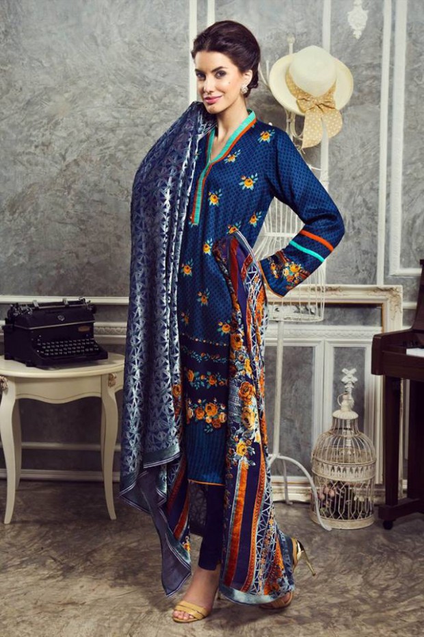 Al-Karam Gorgeous Girls-Women Winter-Fall New Fashion Dress Designs-4