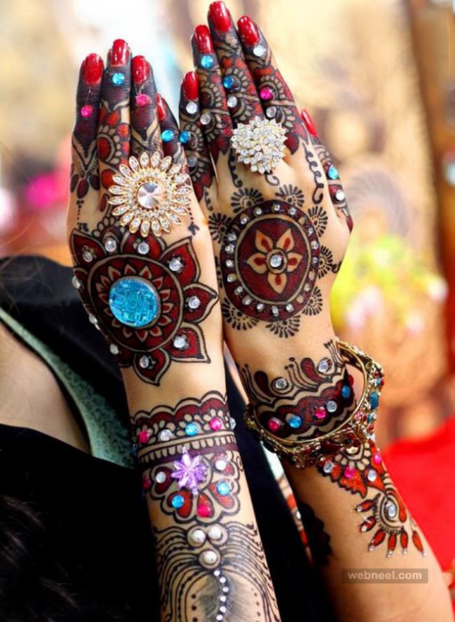 Fashion Style Latest Beautiful Bridal  Mehndi  Designs  